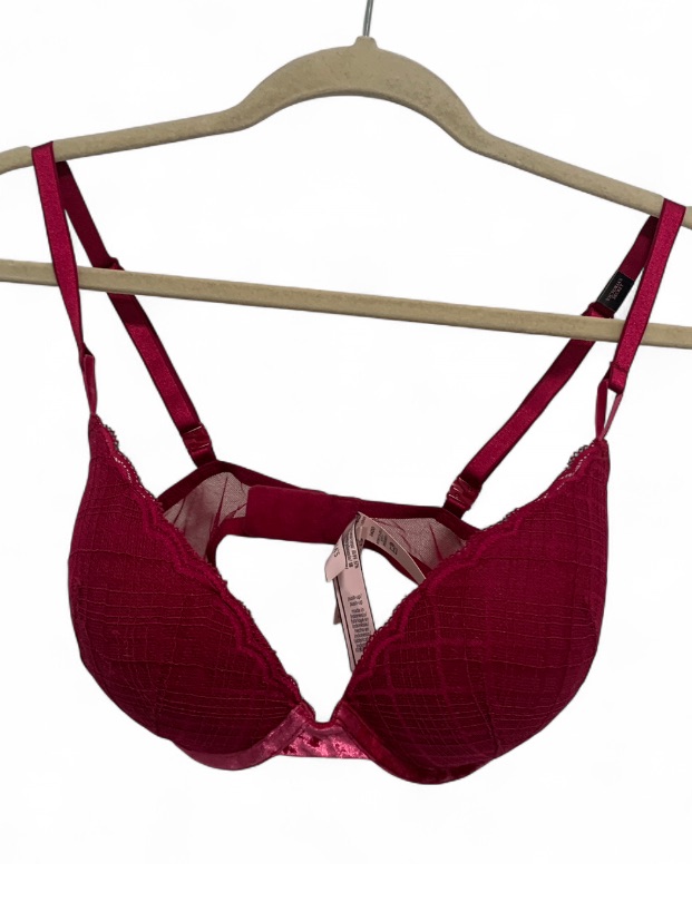 Victoria’s Secret Lace Push-Up Bra In Deep Berry